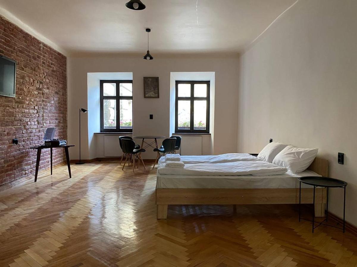 багатомісні на арсенальній Apartment *